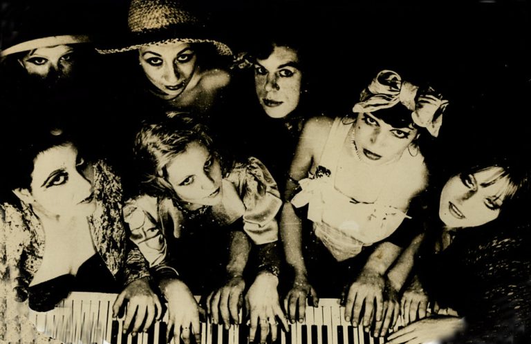 Photographer unknown